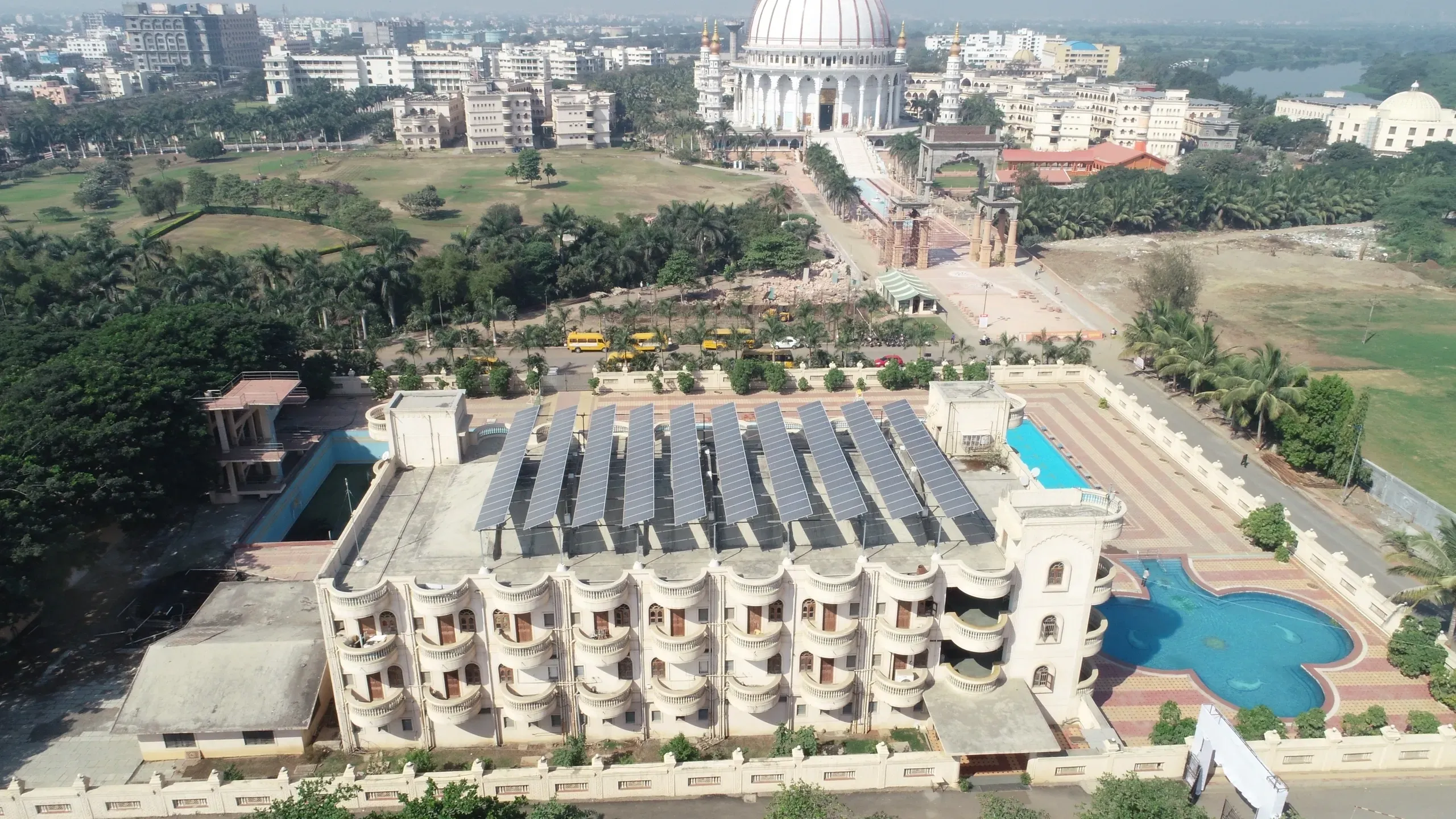 Solar module mounting structure